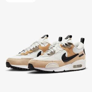 Nike Air Max 90 Futura
